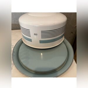 Jamie Oliver Blue and White Cake Tin